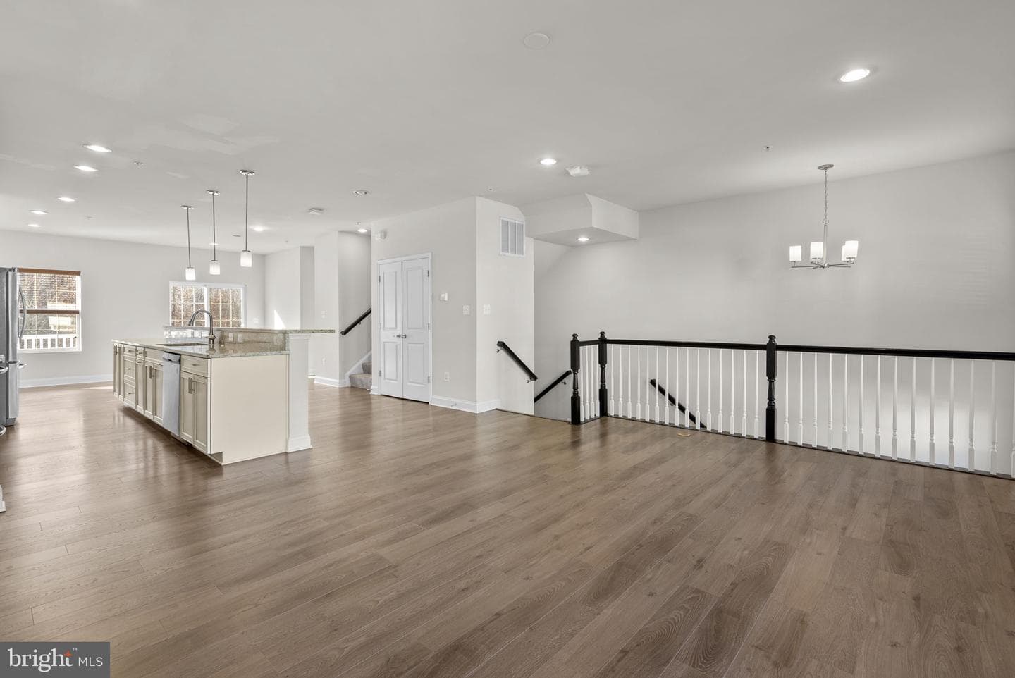1529 Witchhazel Circle photo 6
