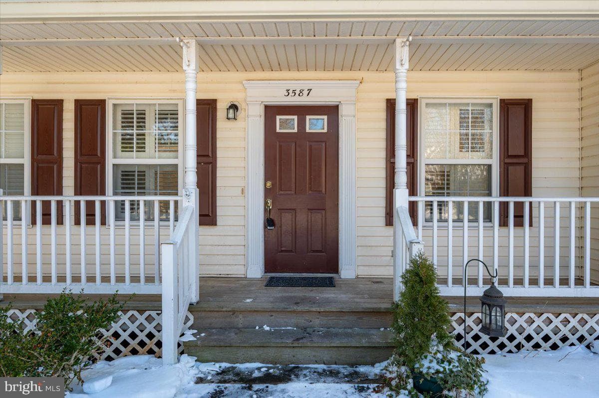 3587 Loch Haven Drive photo 4