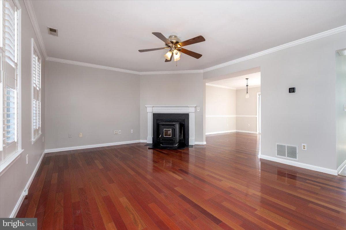 3587 Loch Haven Drive photo 5