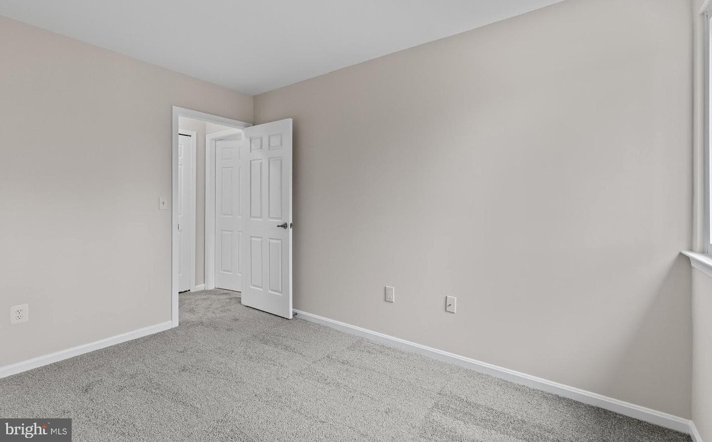 1394 Stonecreek Road photo 25