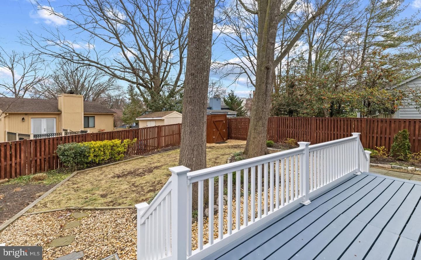 1394 Stonecreek Road photo 35
