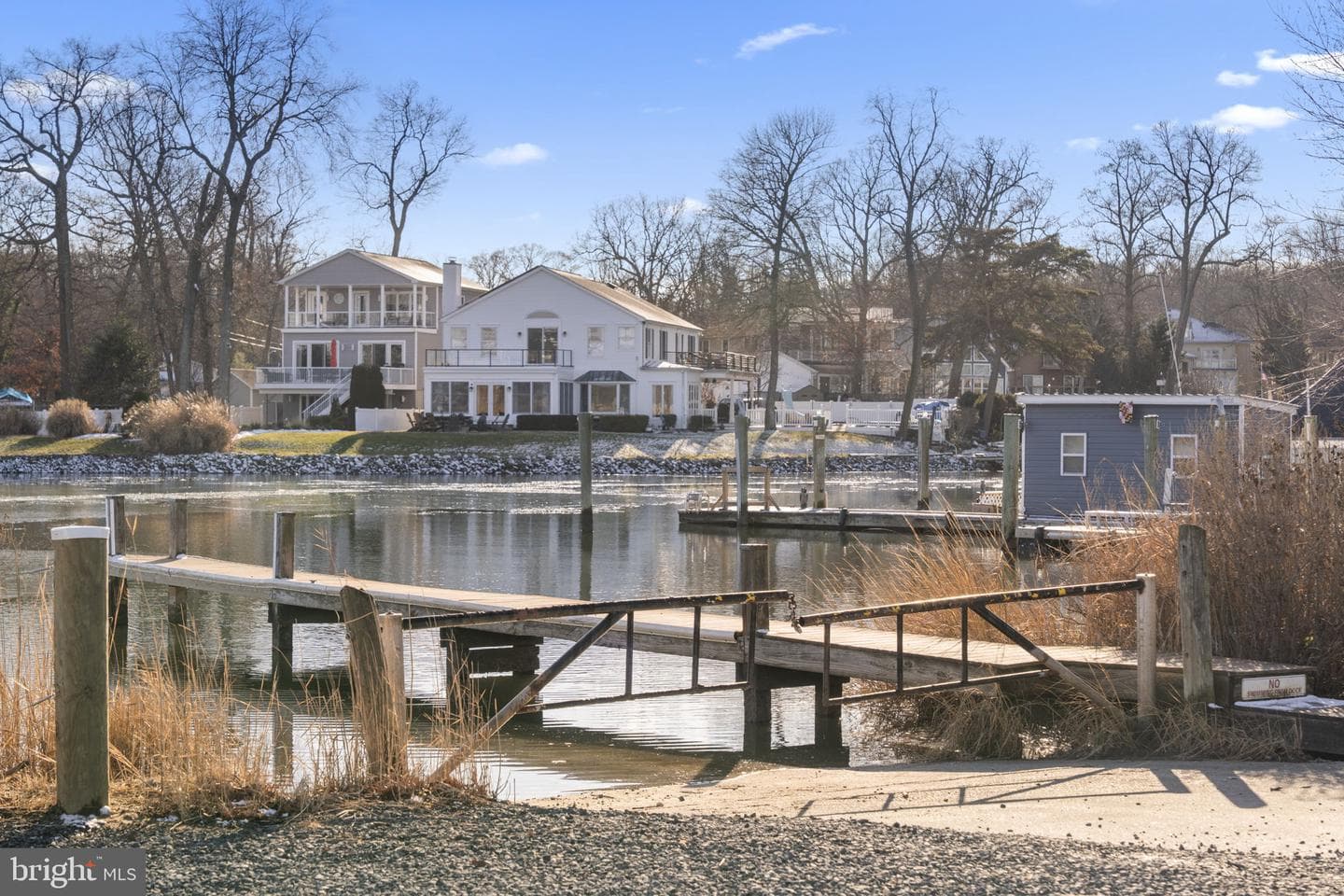 876 Shore Acres Road photo 38