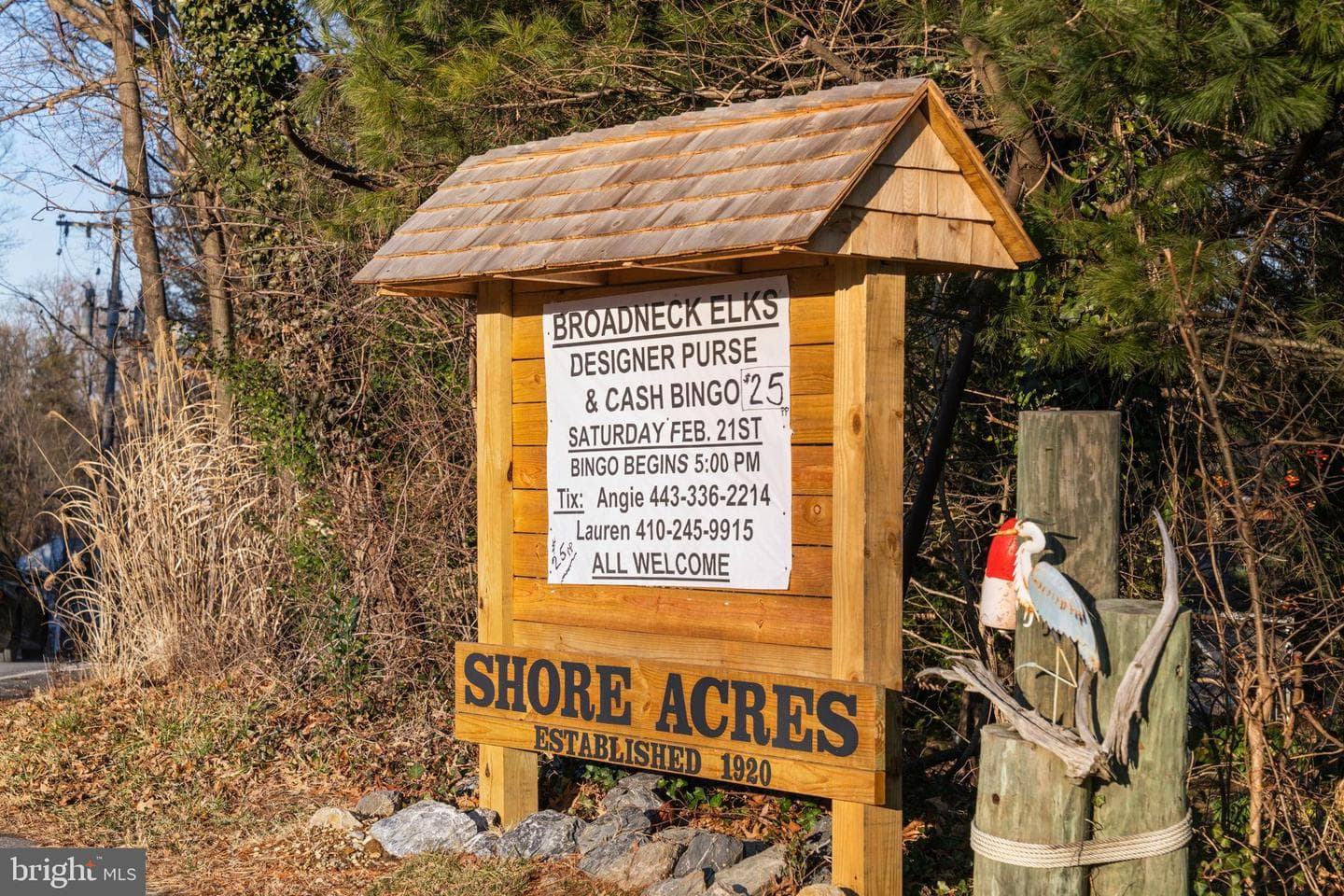 876 Shore Acres Road photo 7