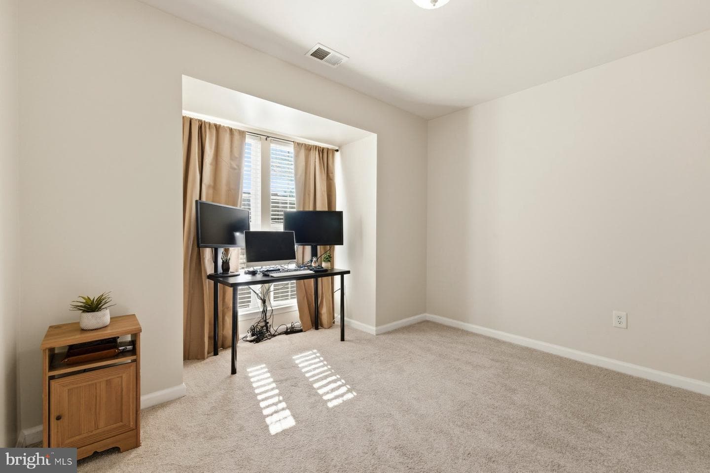 1017 Ironwood Lane photo 5