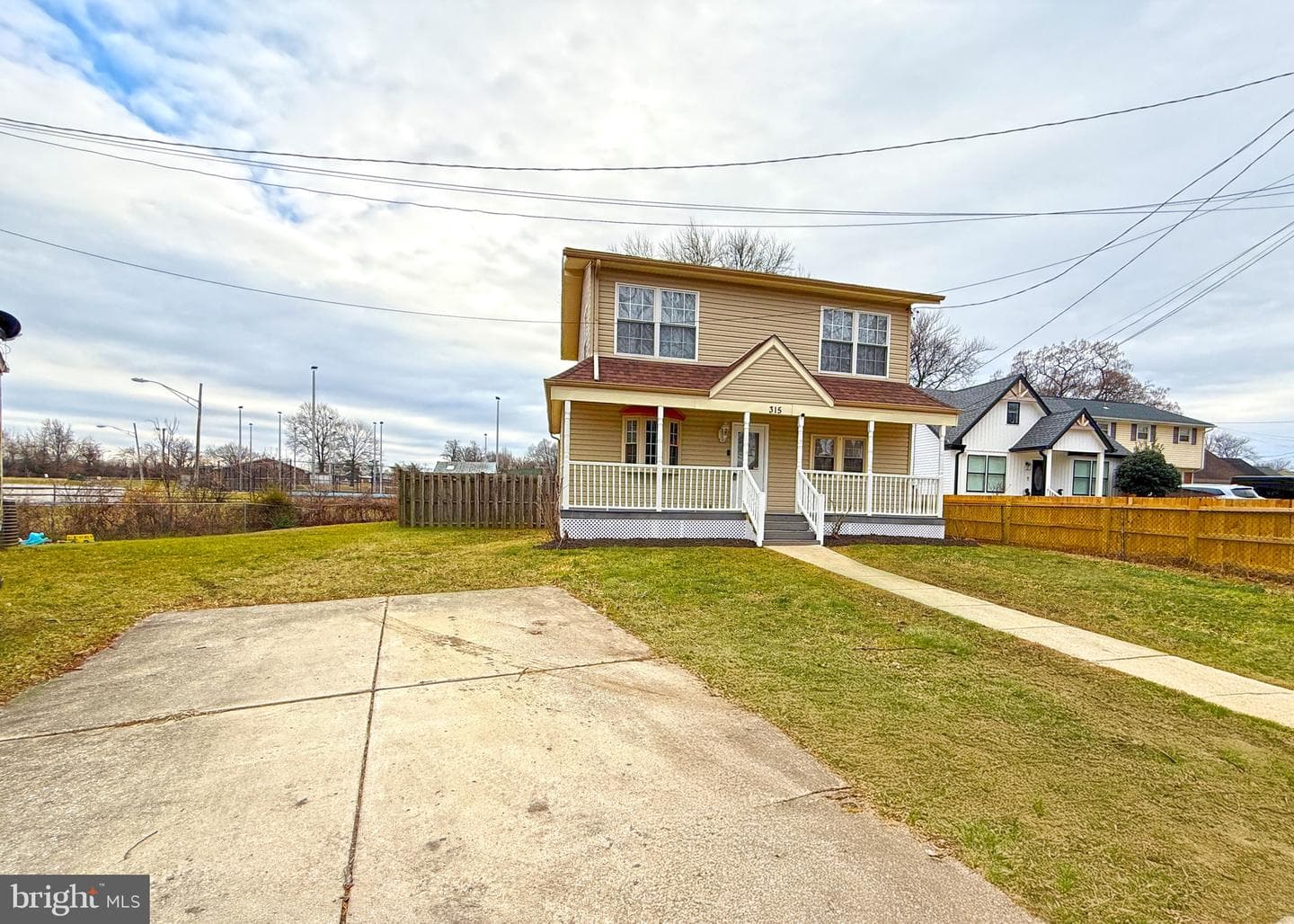 315 Cherry Lane photo 2