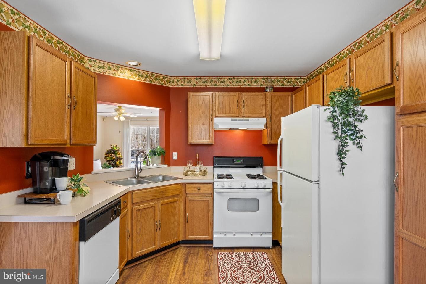 216 Arcadia Shores Circle photo 16