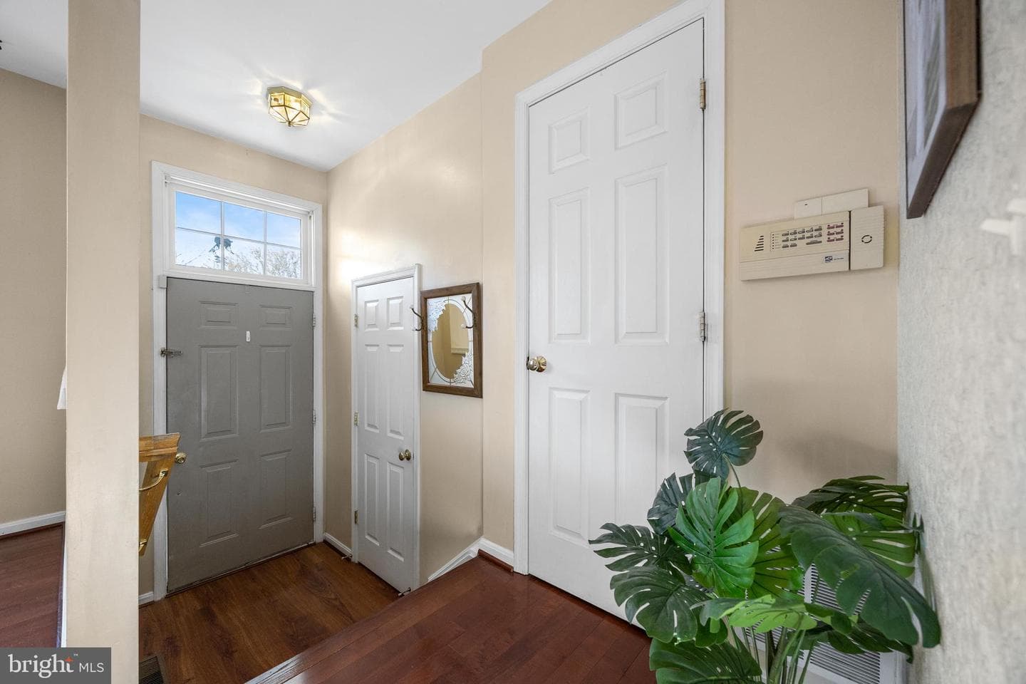 216 Arcadia Shores Circle photo 5