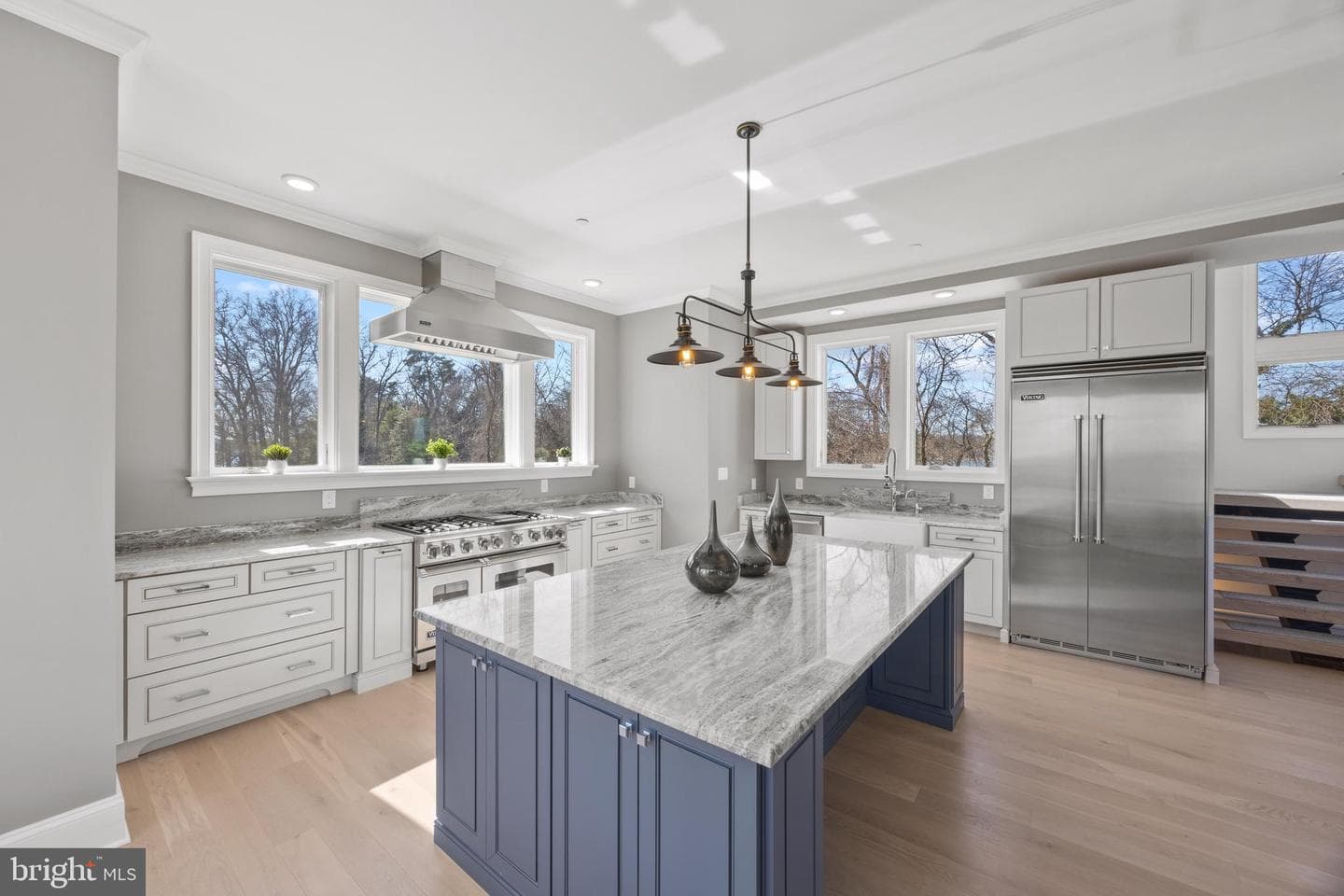509 Edgewater Road photo 11