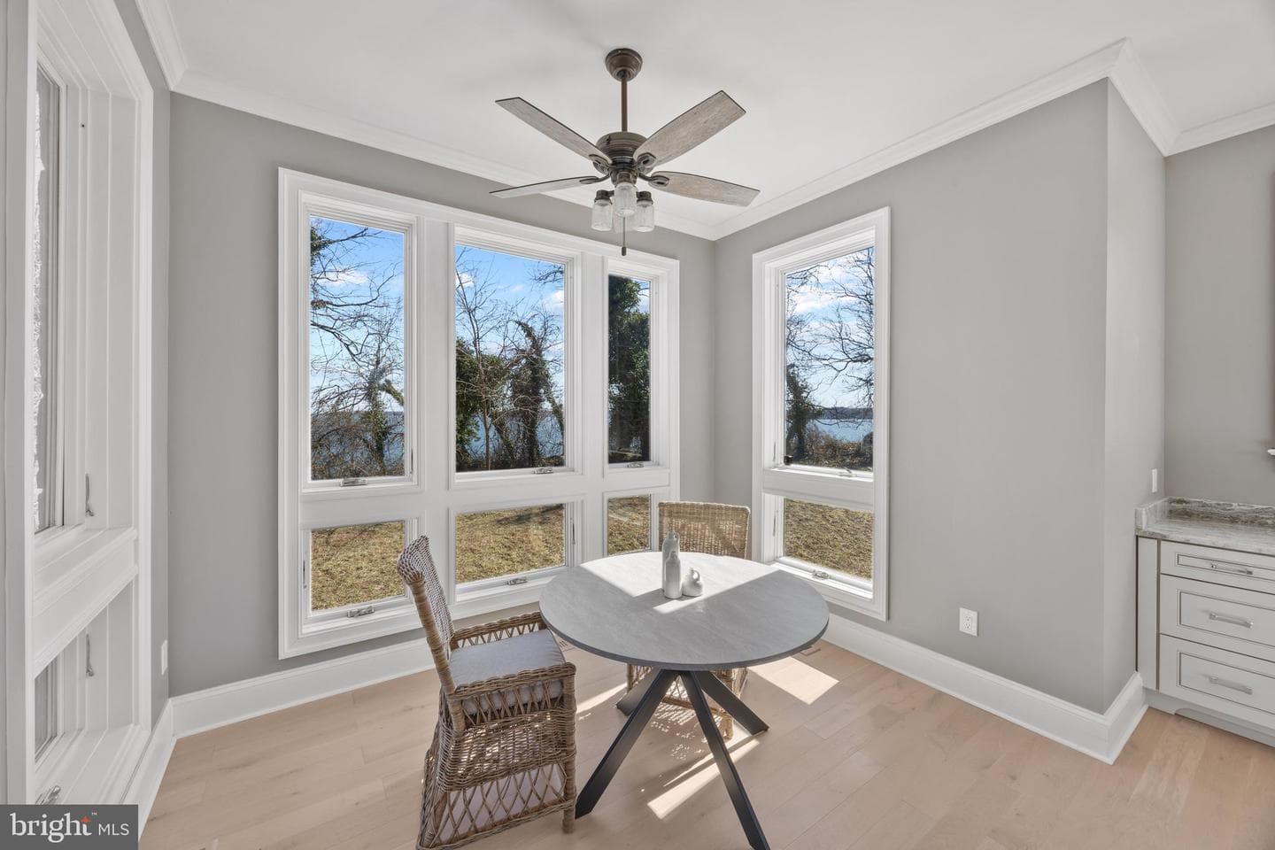 509 Edgewater Road photo 13
