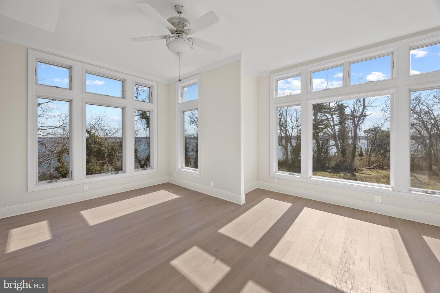 509 Edgewater Road photo 28