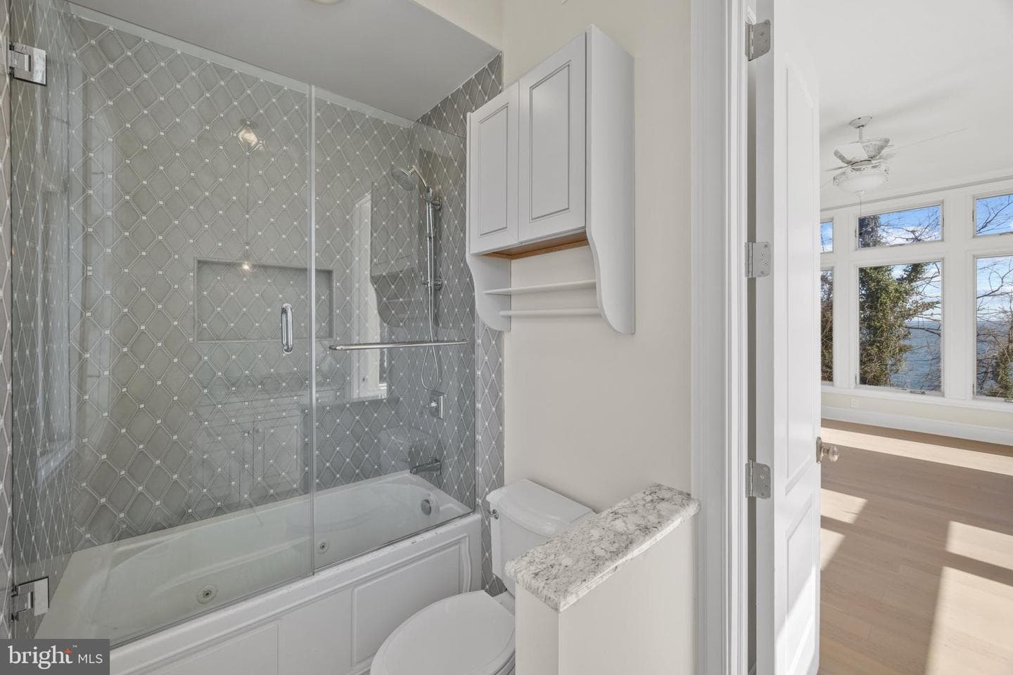 509 Edgewater Road photo 31