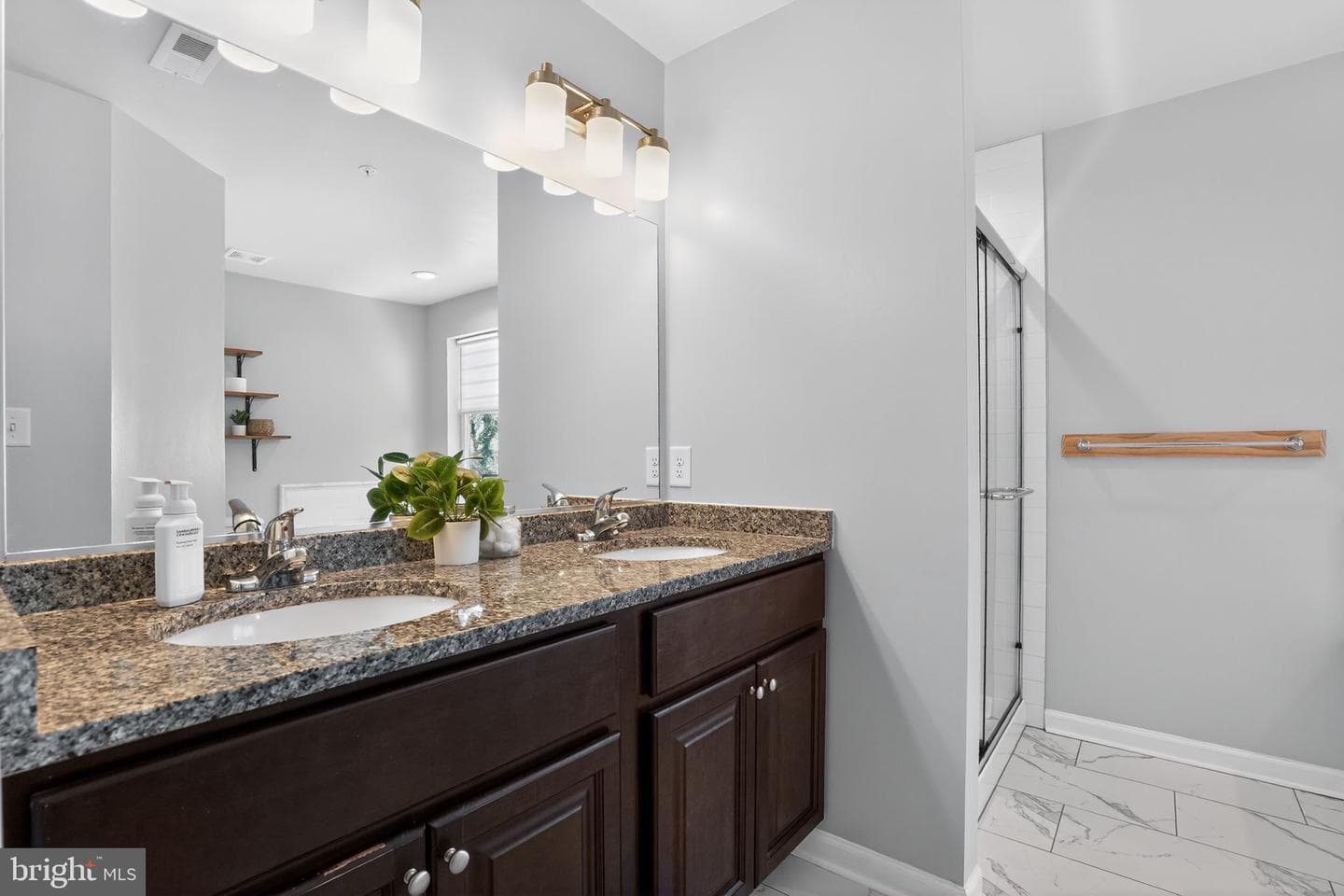 1805 Sara Avenue photo 32