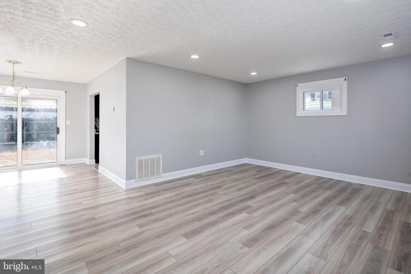 34 Elm Drive photo 2