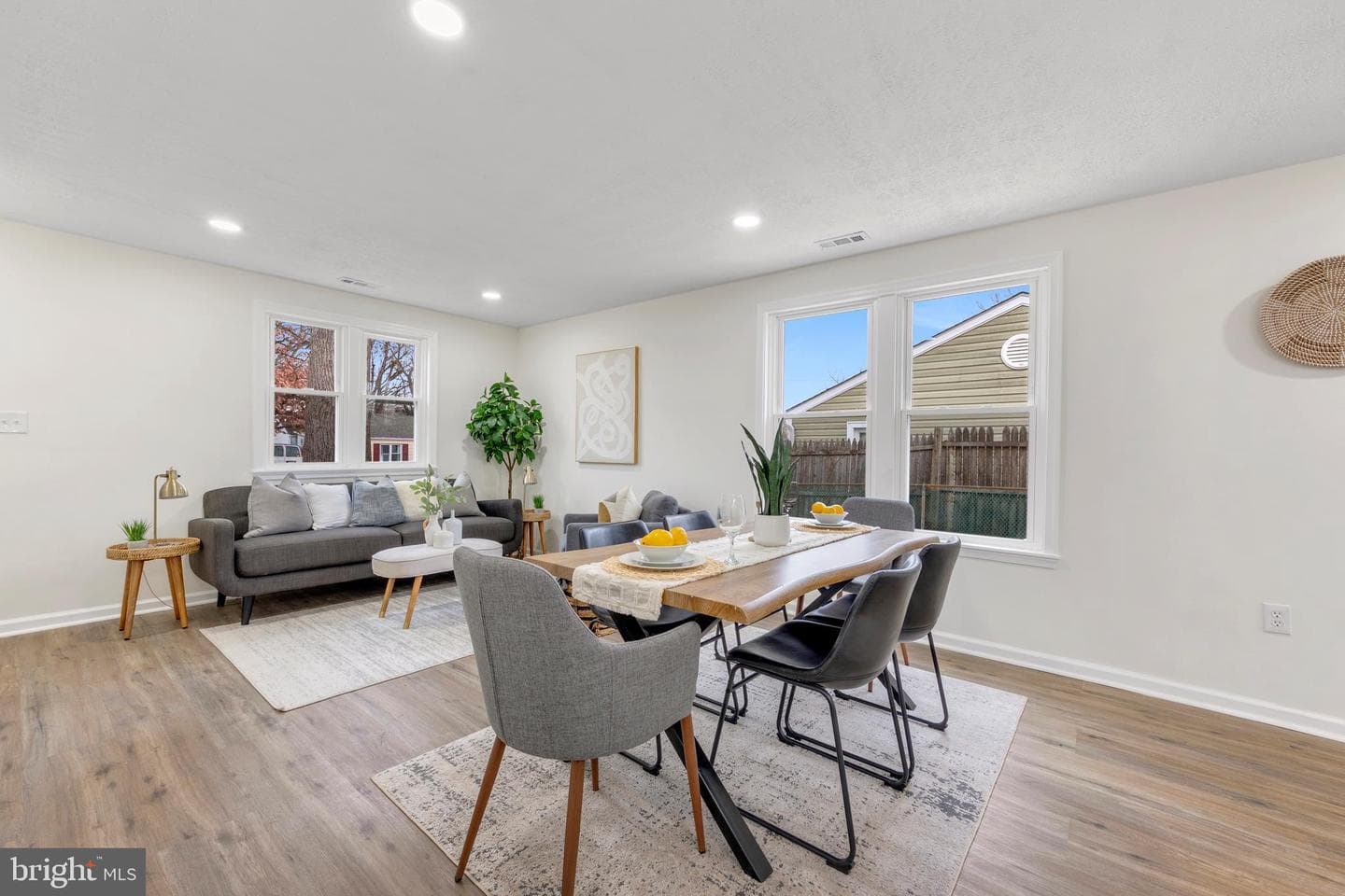 723 Cotter Road photo 10