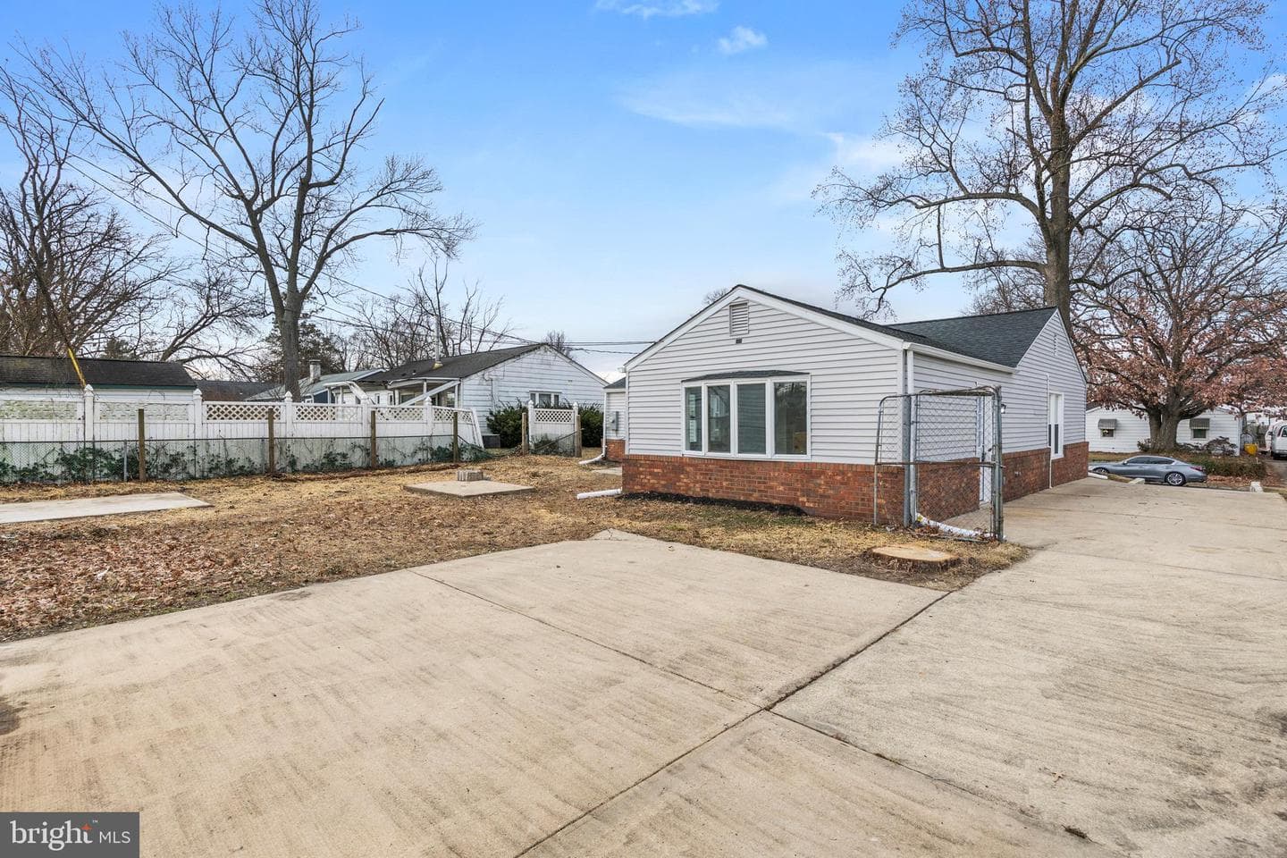 723 Cotter Road photo 29