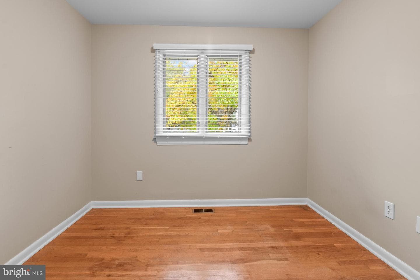 2709 Parkview Drive photo 22