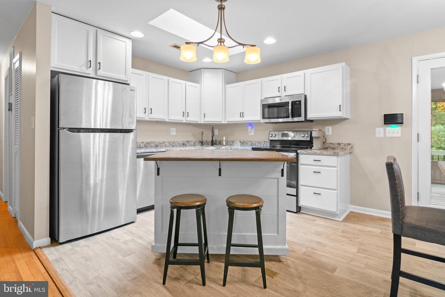 2709 Parkview Drive photo 6