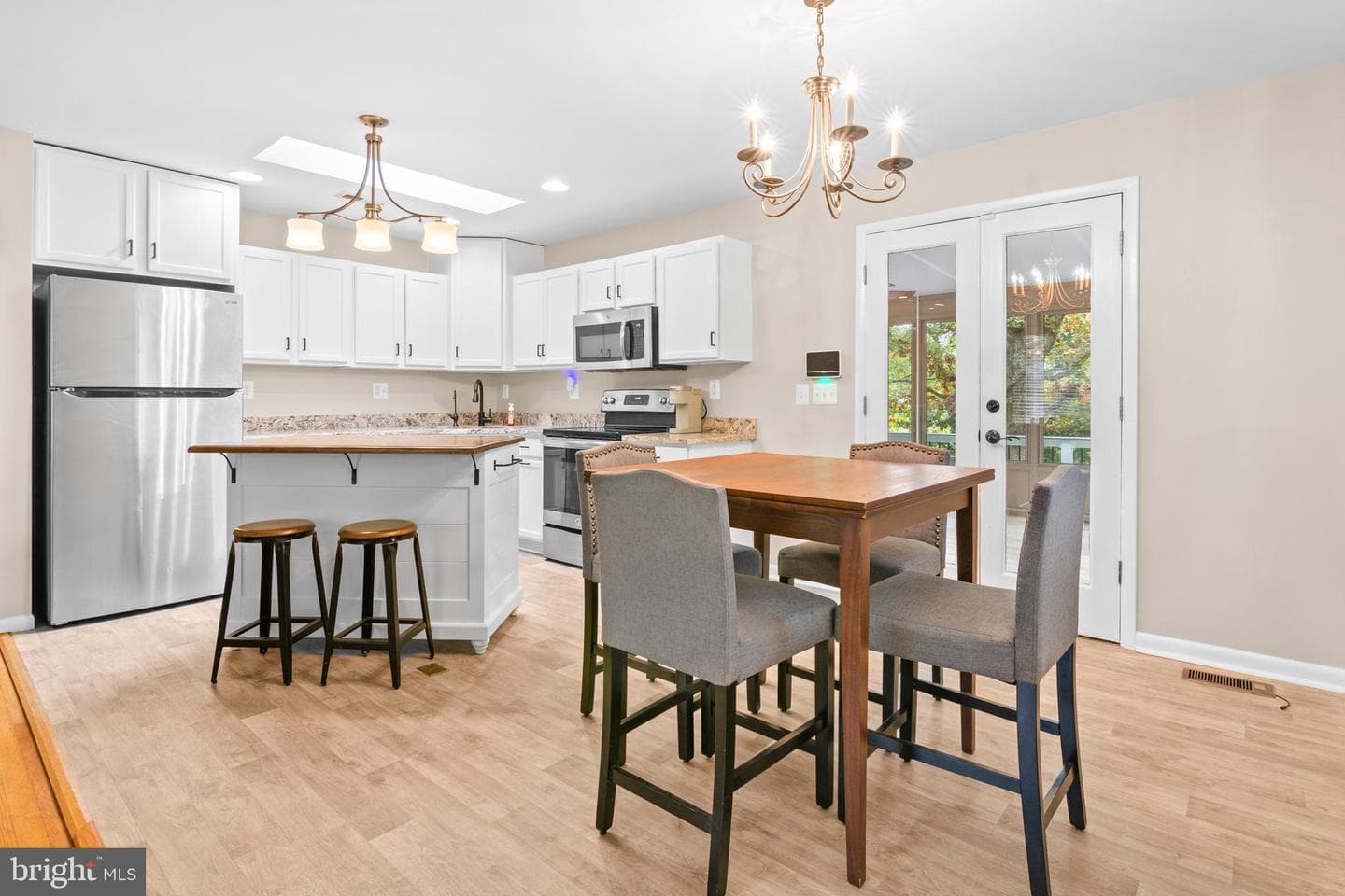 2709 Parkview Drive photo 9