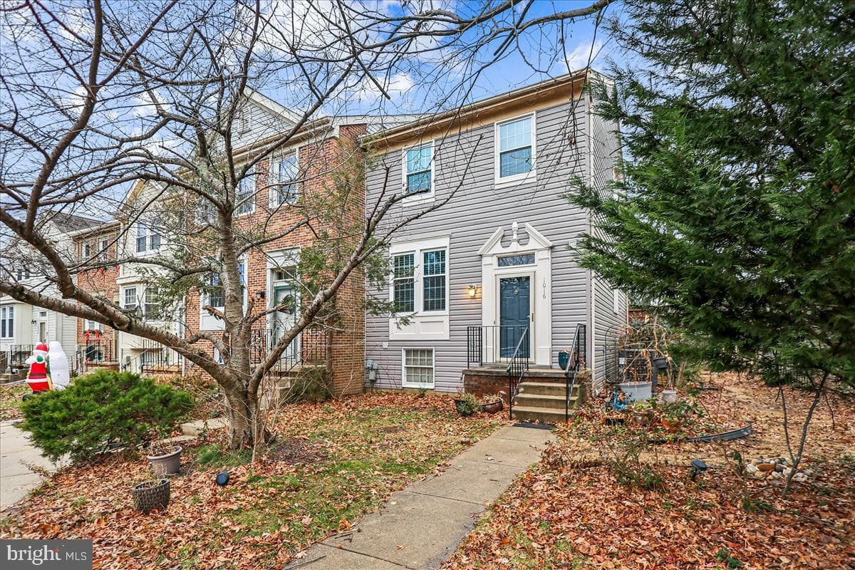 1016 Chestnut Haven Court photo 9