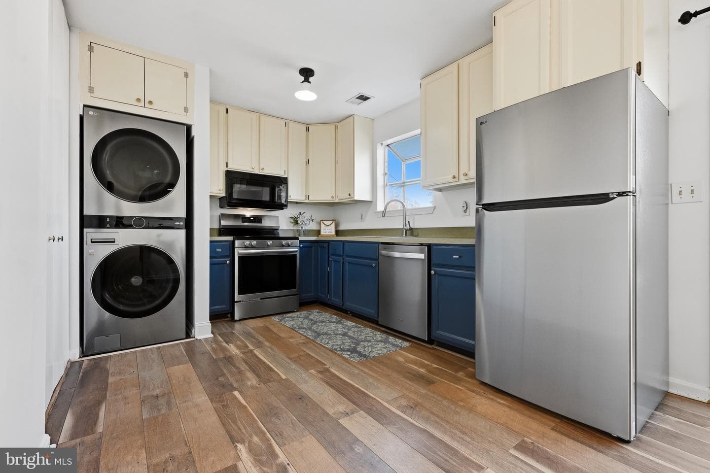 1707 Millstone Drive photo 9