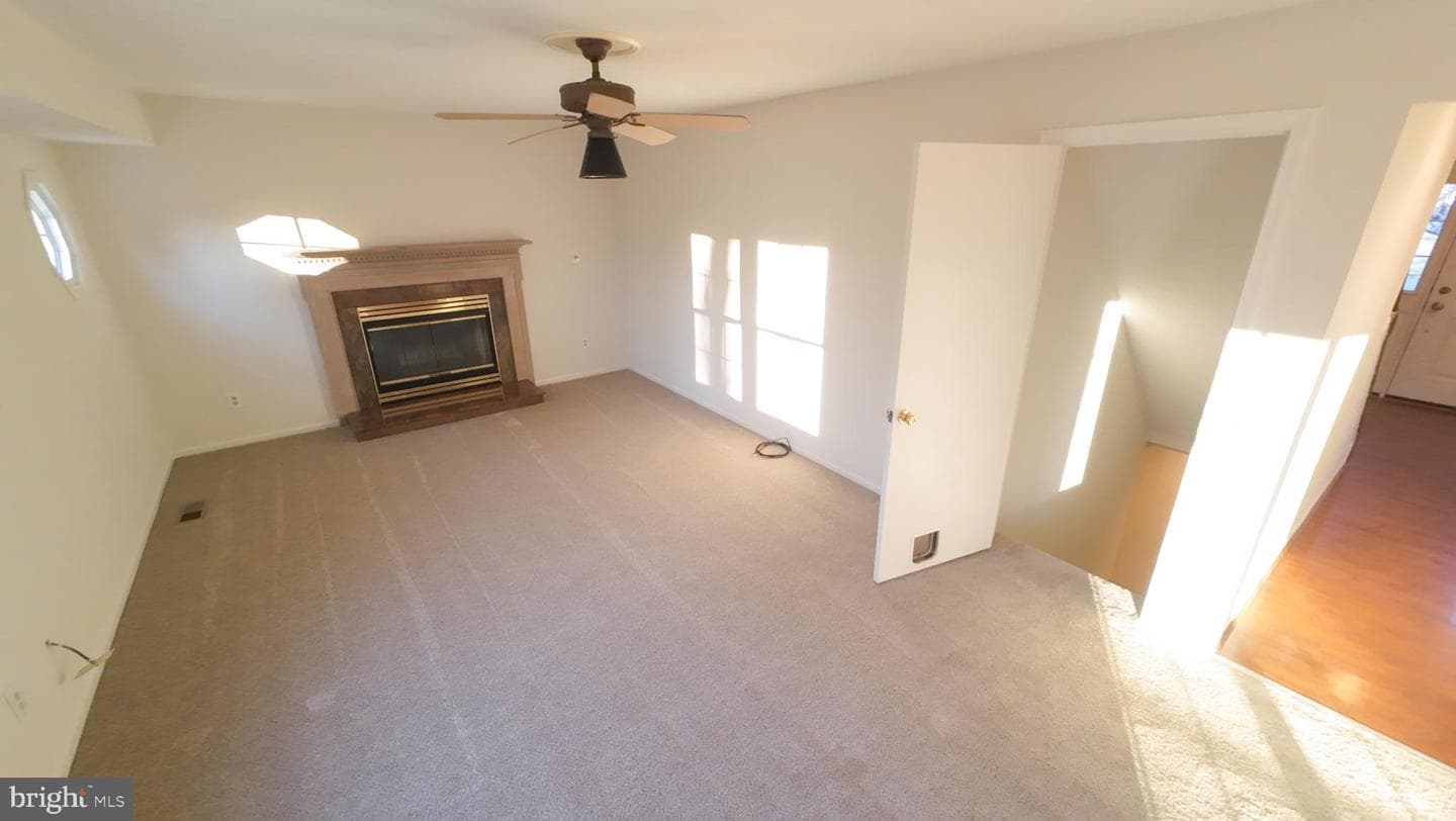 276 Southdale Court photo 12