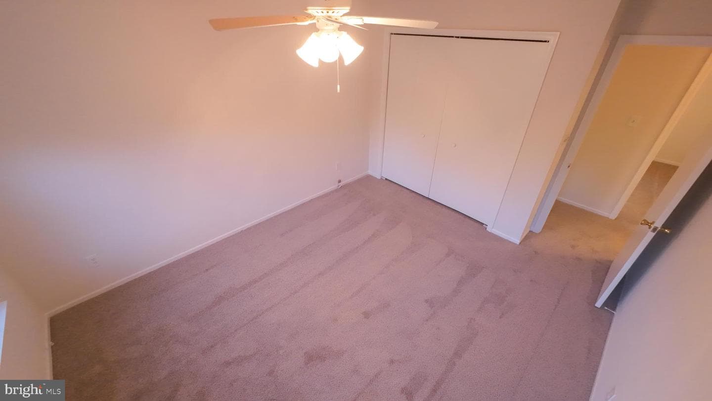 276 Southdale Court photo 27