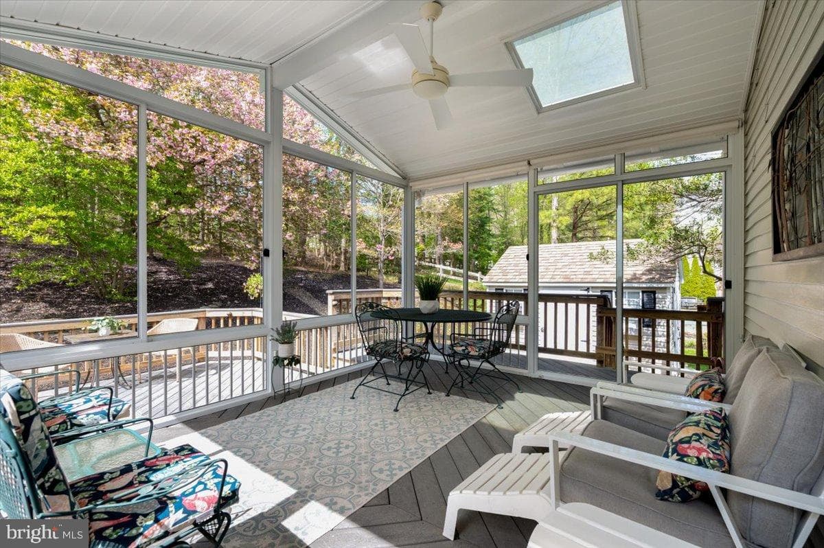 3227 Homewood Road photo 38