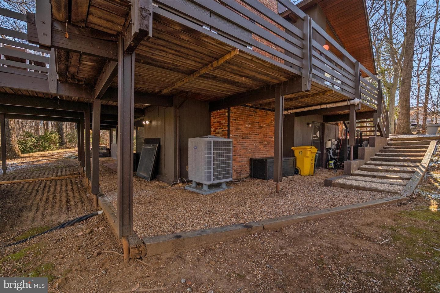 900 Coachway photo 36