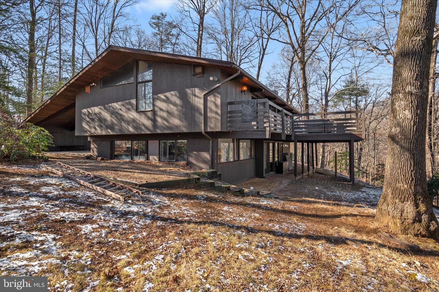 900 Coachway photo 37