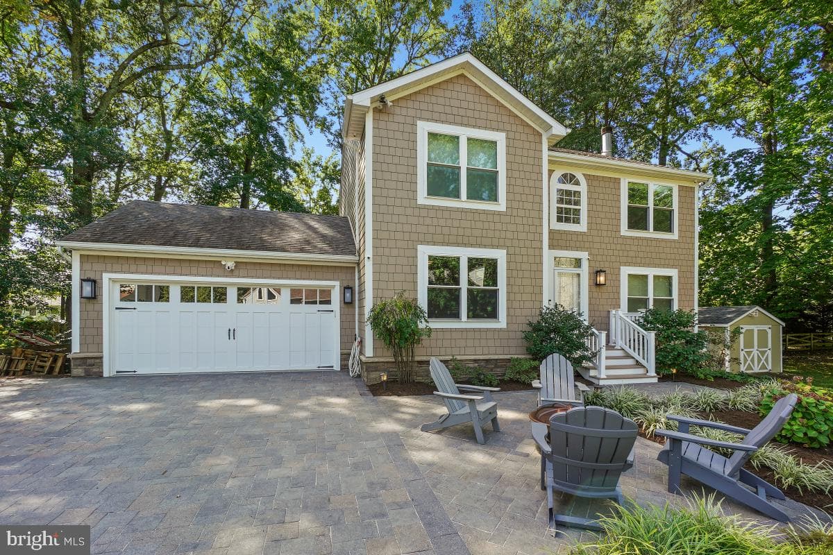 117 Gardner Drive photo 2