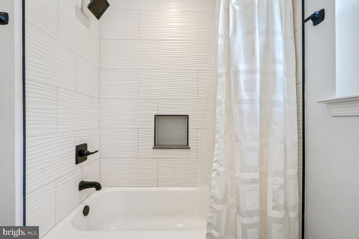 117 Gardner Drive photo 32