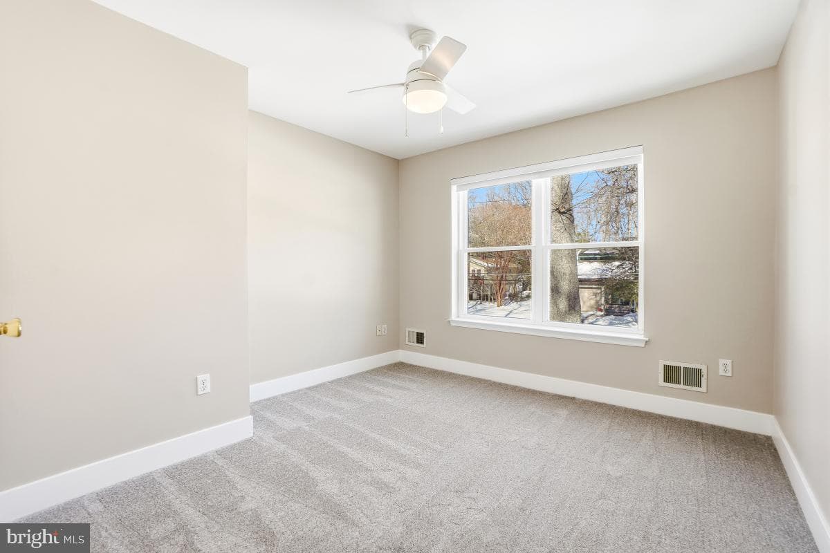 117 Gardner Drive photo 34