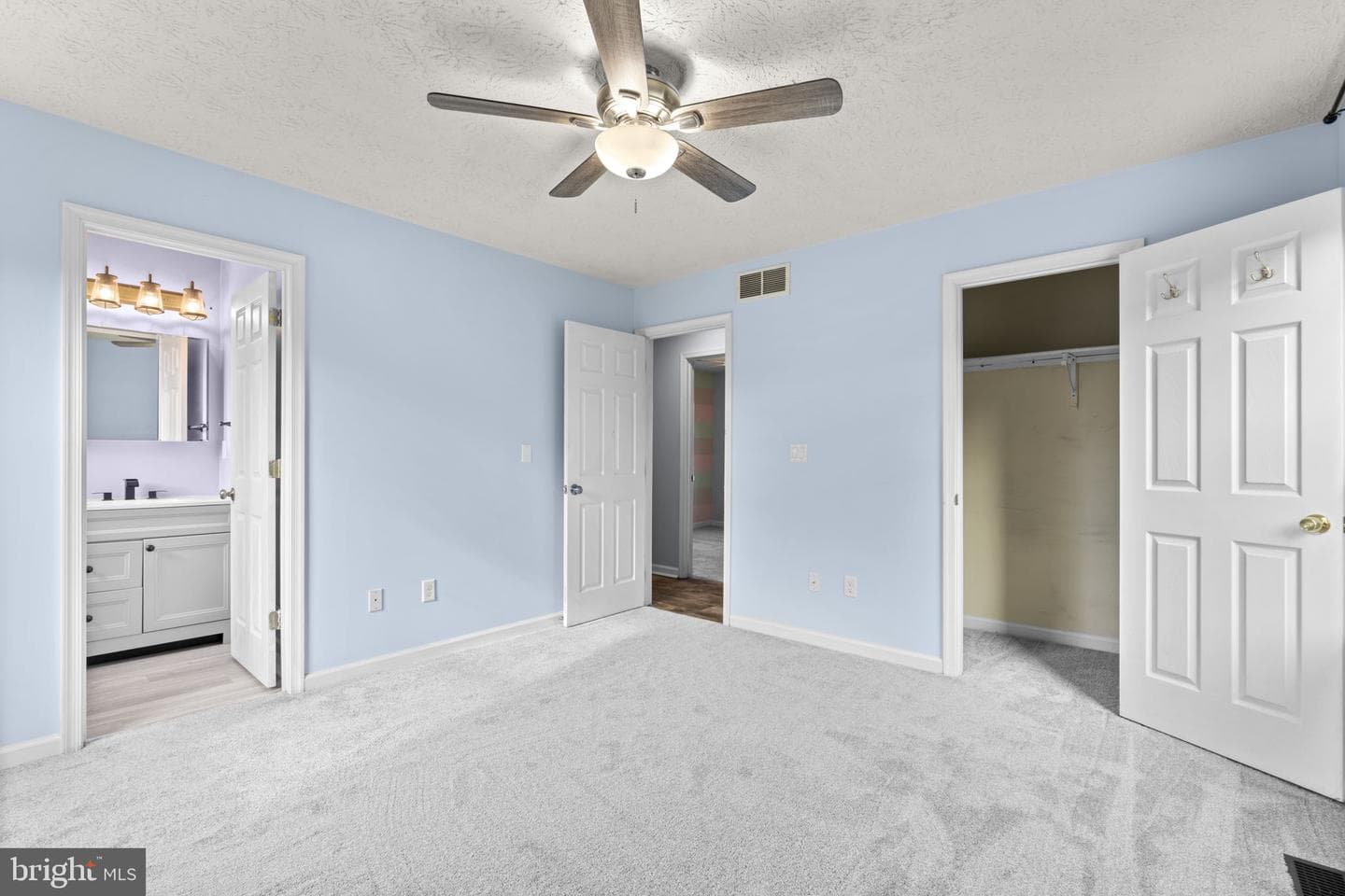 1821 Division Road photo 14