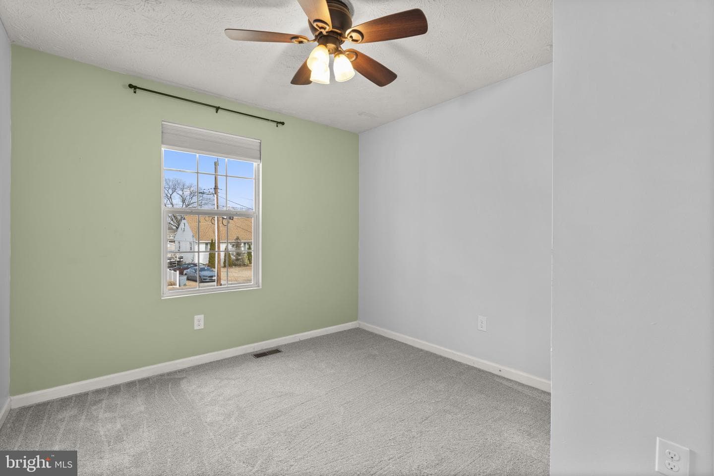 1821 Division Road photo 16