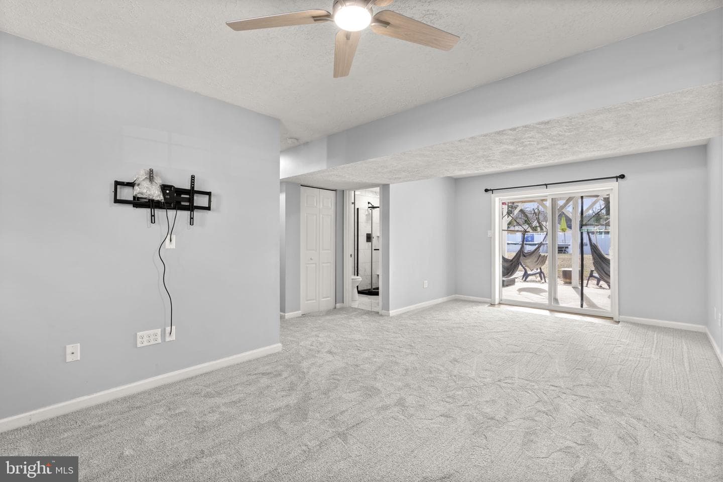 1821 Division Road photo 22
