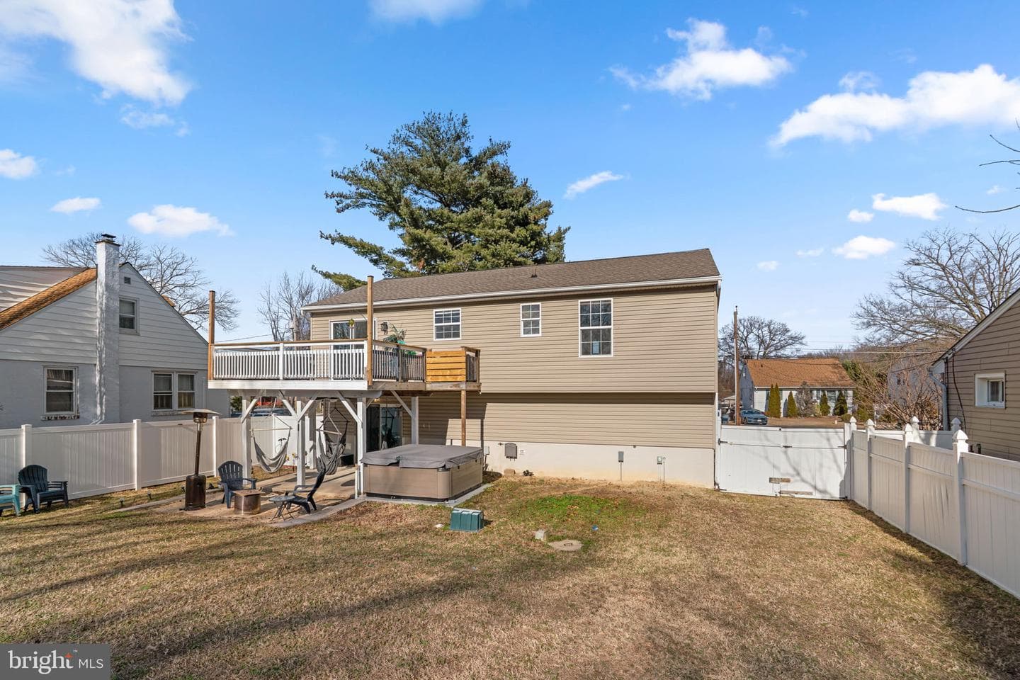 1821 Division Road photo 28