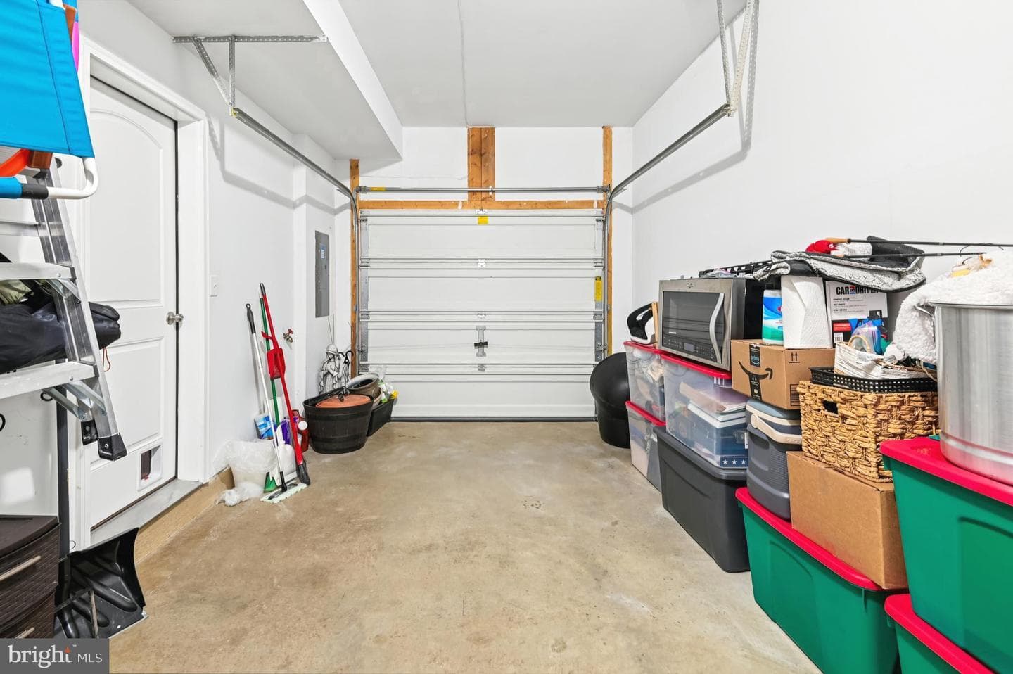 8304 Black Harrier Lane photo 3