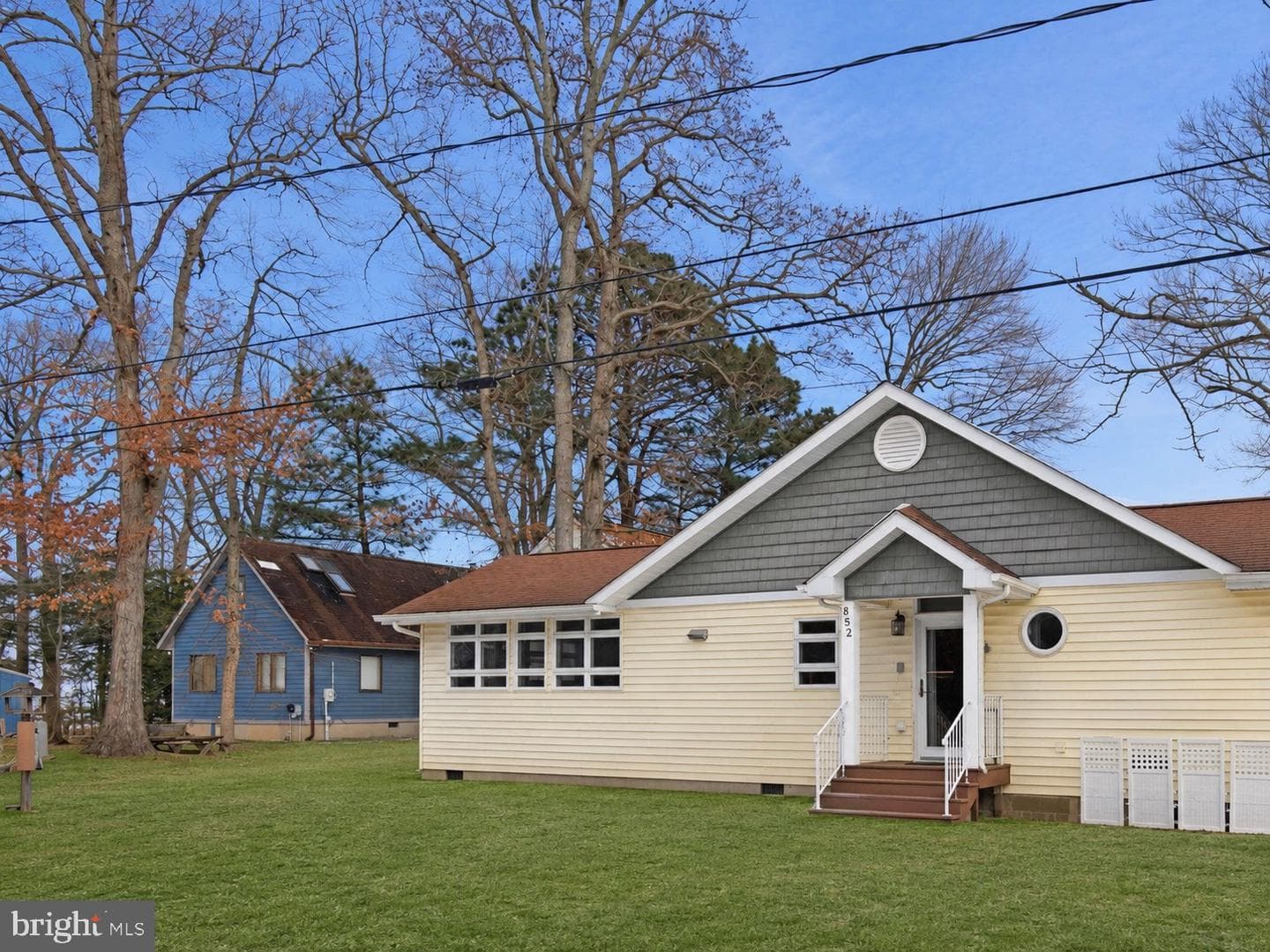 852 Bay Front Avenue photo 8