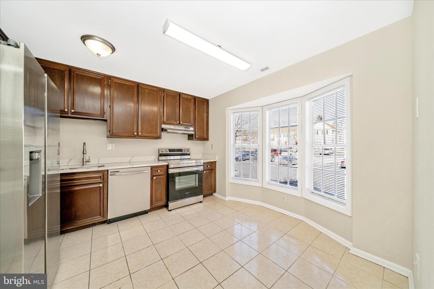 1483 Chatham Court #64xa photo 5