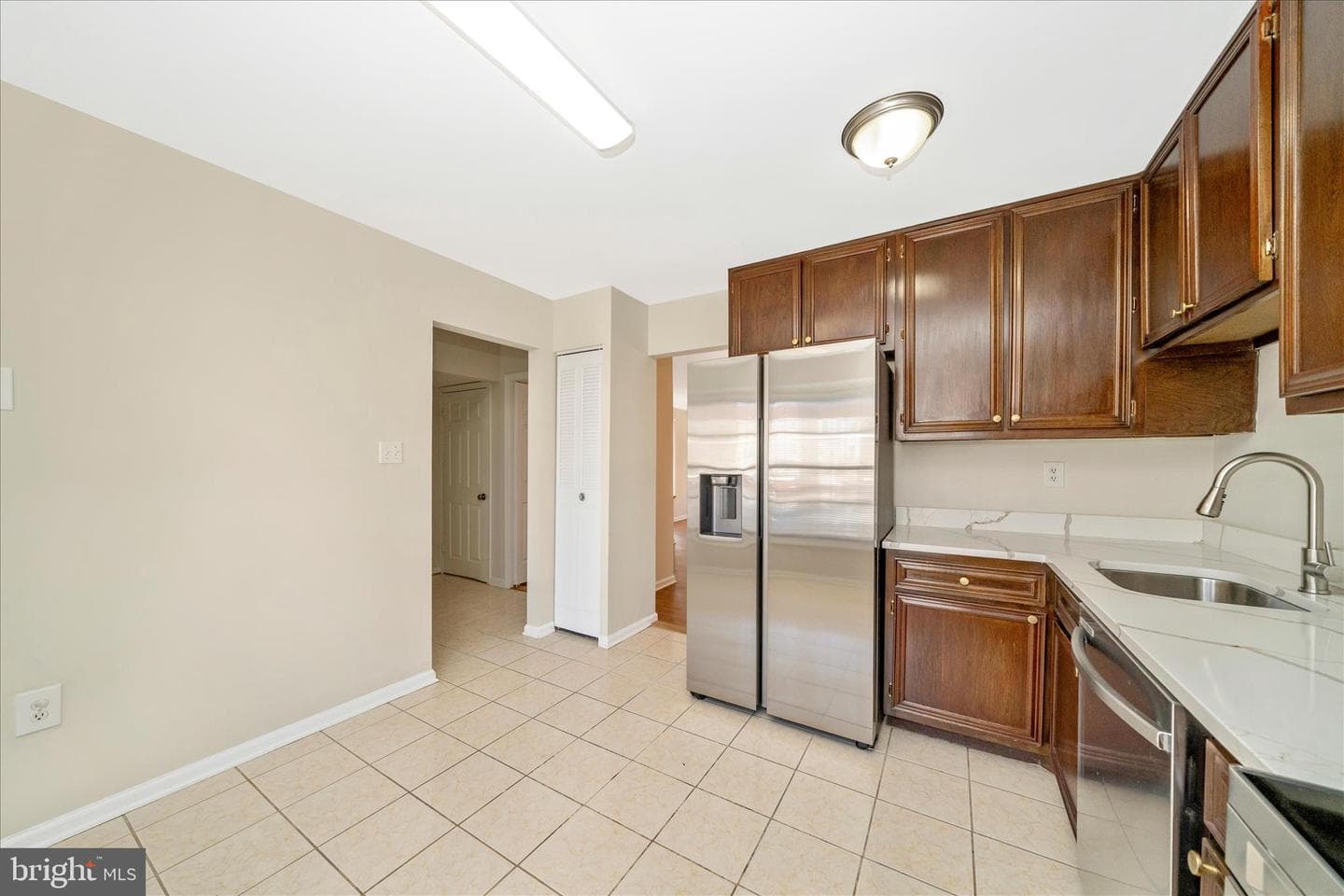 1483 Chatham Court #64xa photo 7