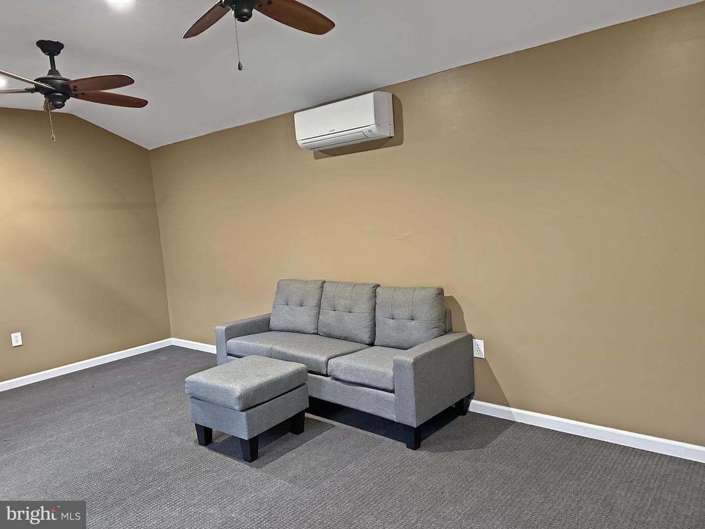 103 Andel Court photo 16
