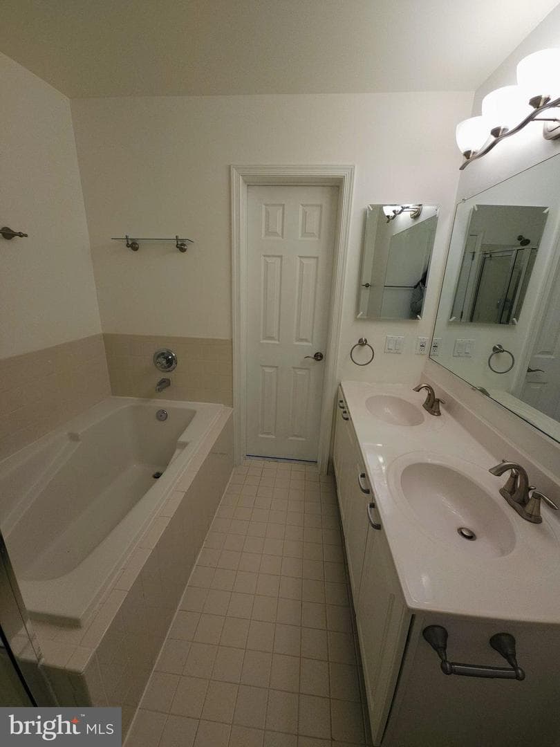 2014 Crosbyside Court photo 26