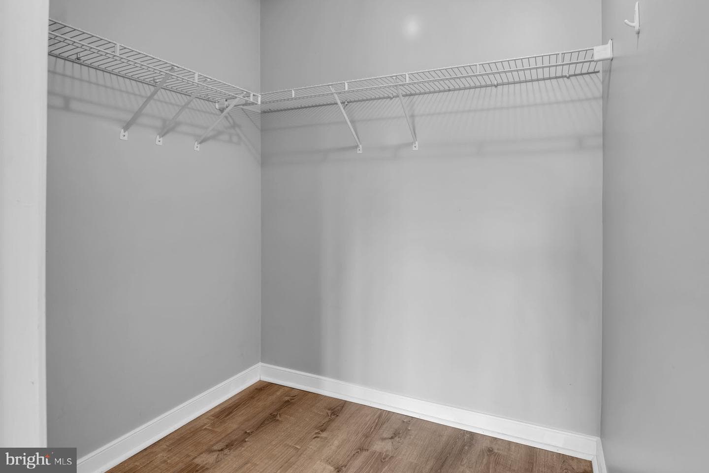 2408 Forest Edge Court #201 photo 28