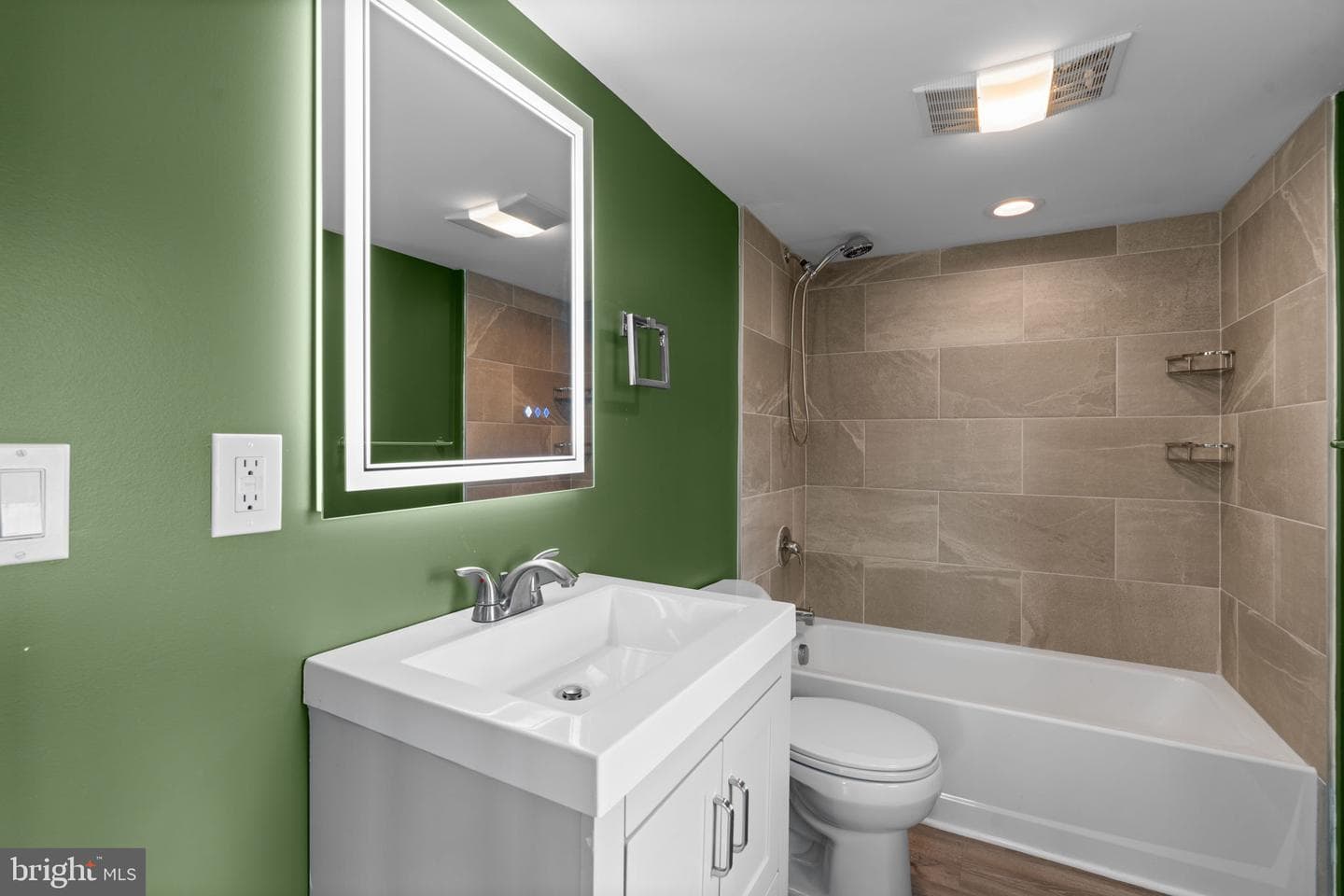 226 Maryland Way photo 15