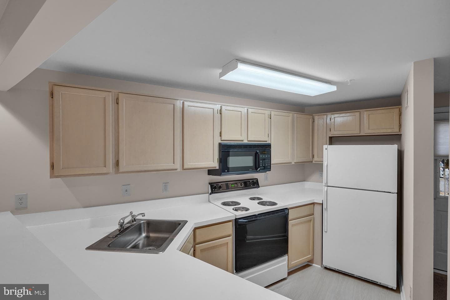 3404 Londonleaf Lane photo 3