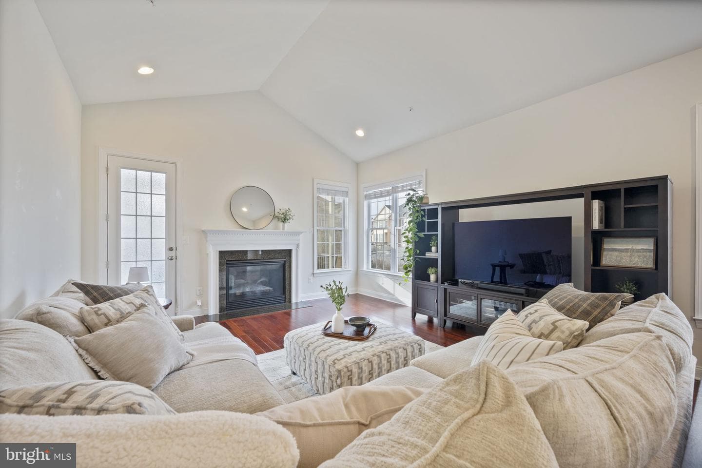 8414 Maple Brook Lane photo 20