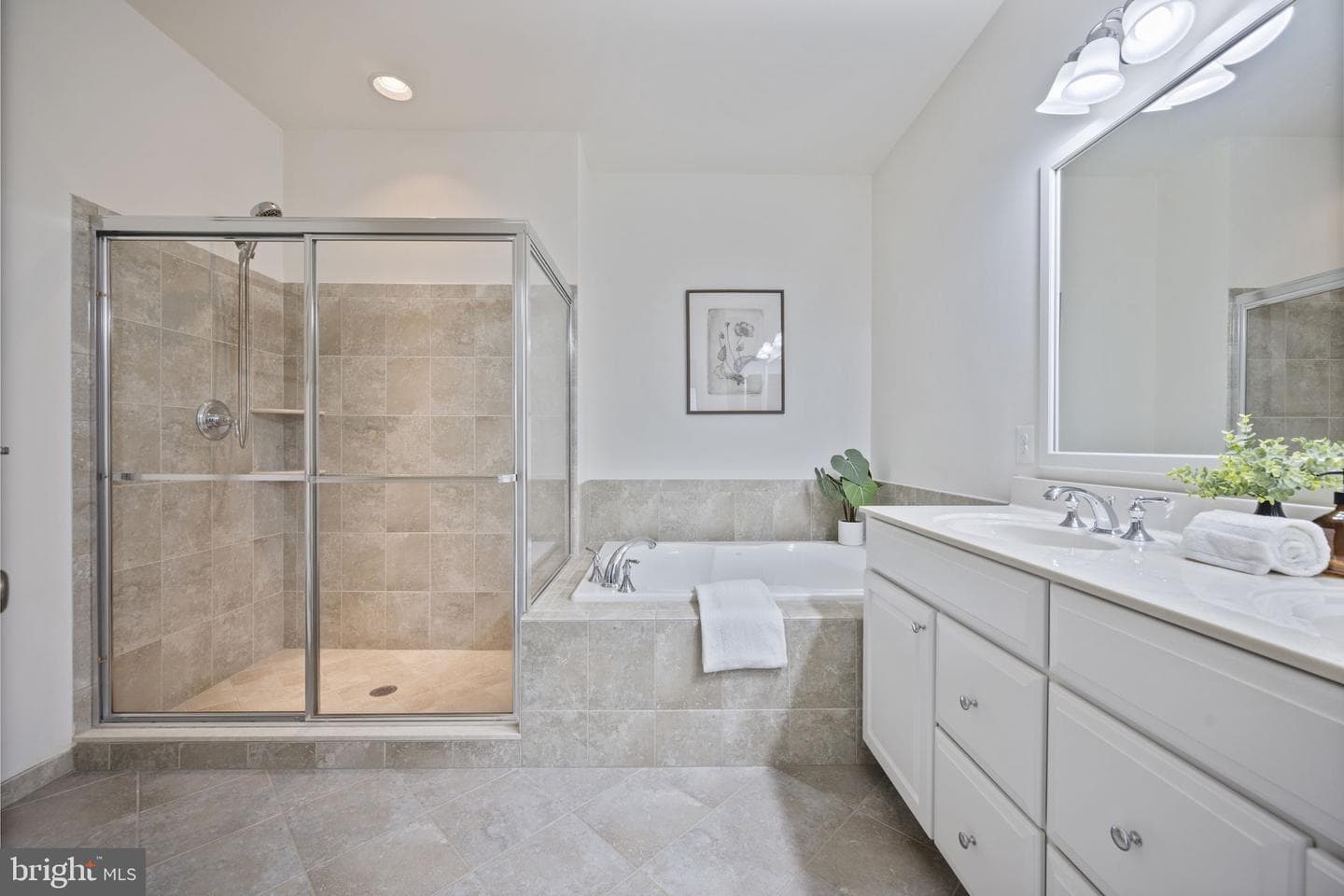 8414 Maple Brook Lane photo 32