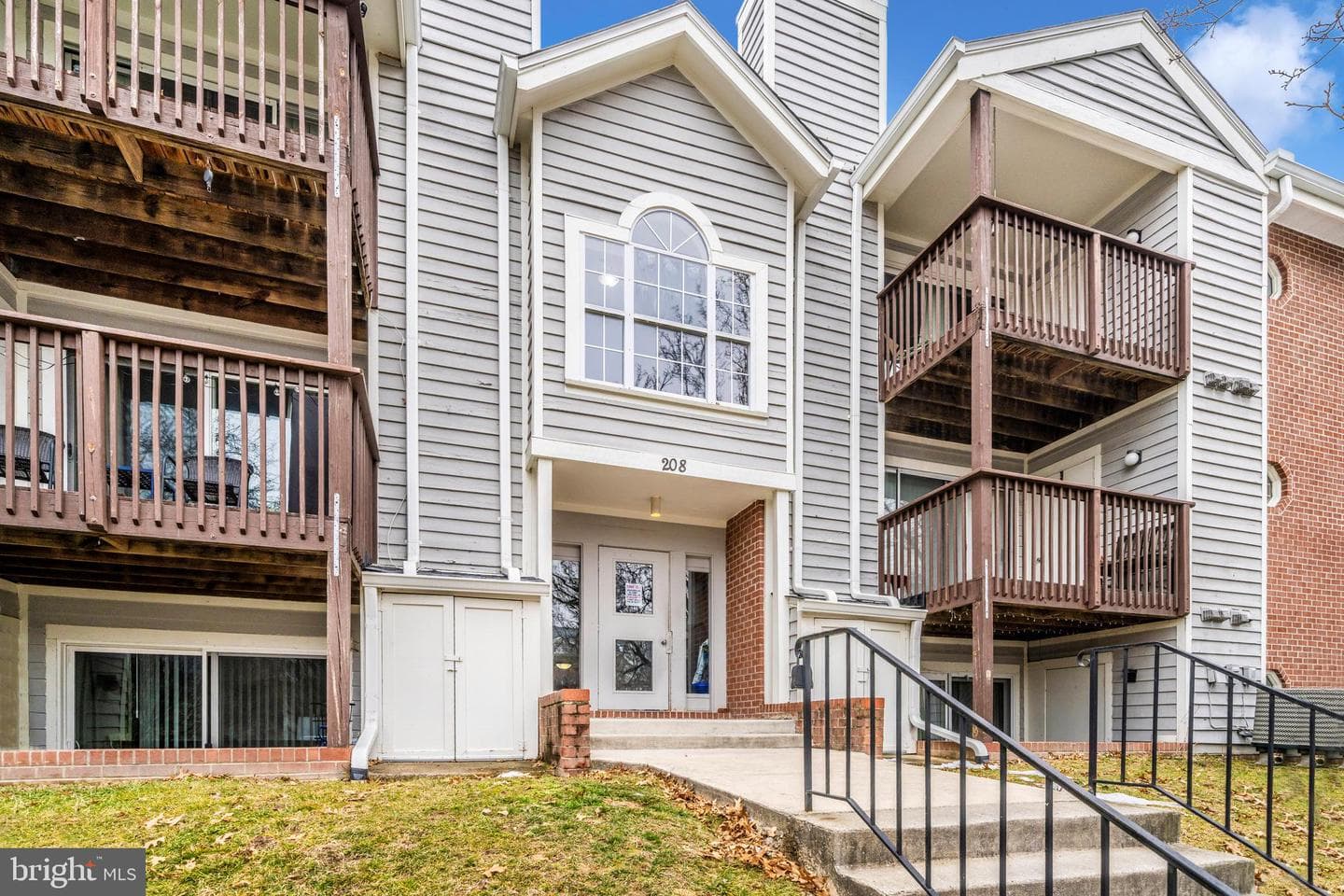 208 Water Fountain Ct # 103, Glen Burnie