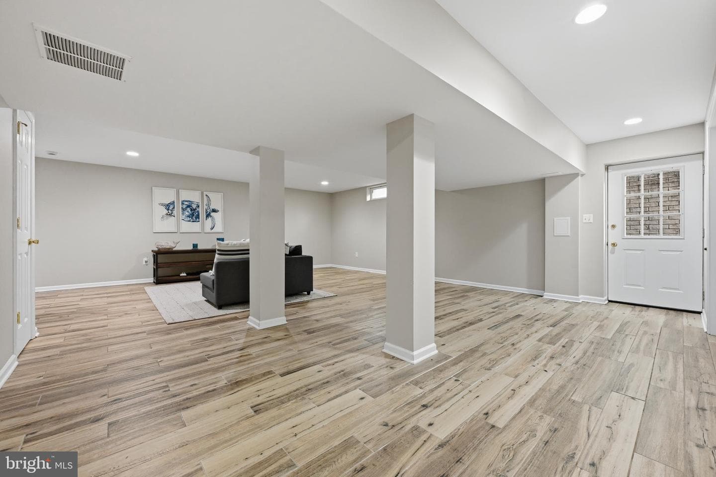 3590 S River Terrace photo 66