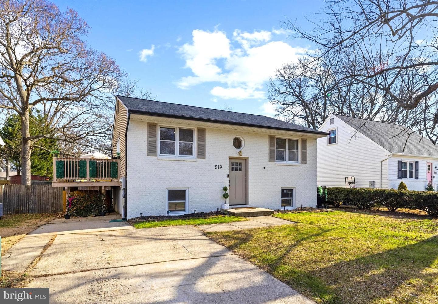 519 Kenmore Road photo 3